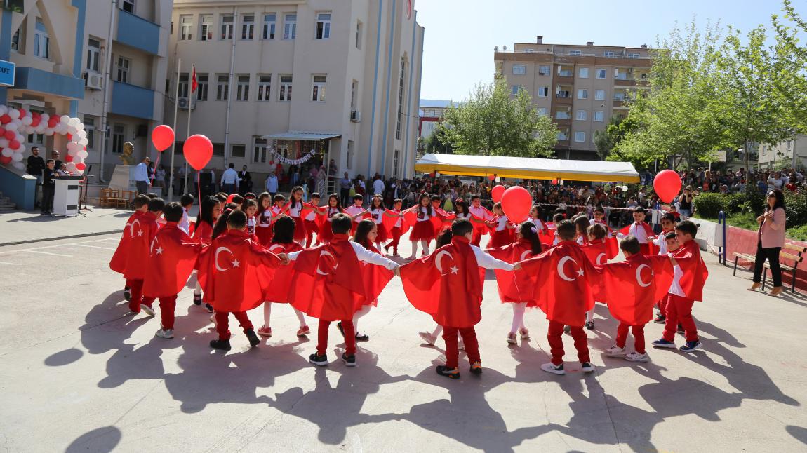 23 Nisan Ulusal Egemenlik ve Çocuk Bayramı'nı coşkuyla kutladık.